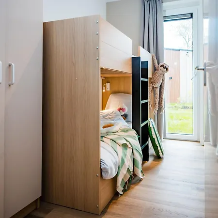 Poolside Escape With Sauna * Voorthuizen