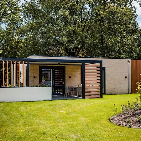 Poolside Escape With Sauna Vakantiehuis Voorthuizen