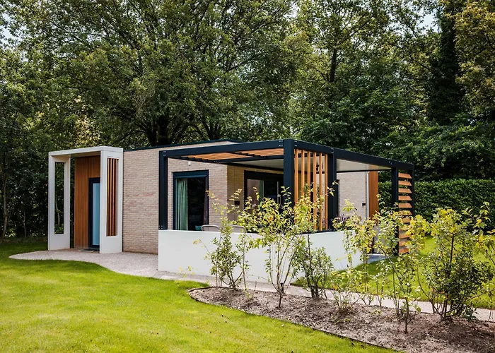 بيت للعطل Poolside Escape With Sauna فورتهاوزن